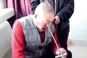 مردی که میله به چشمش فرو رفت + عکس