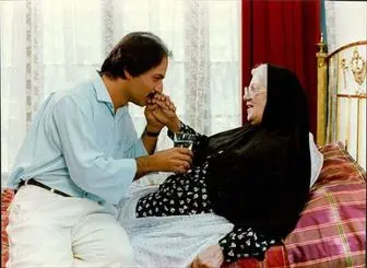 وقتی امین تارخ از مادر سینمای ایران میگوید/ عکس