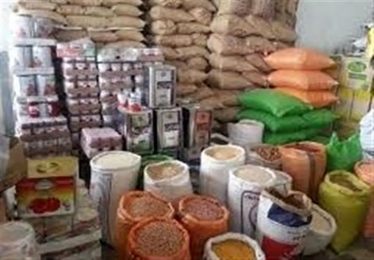 وضعیت خروج کالاهای اساسی از کشور عادی شده است