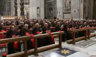 تشکیل جلسه محرمانه کاردینال ها برای انتخاب پاپ جدید