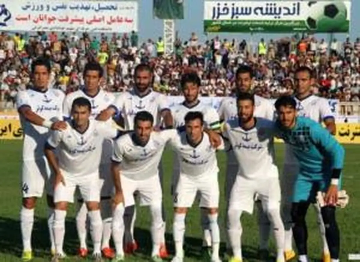 حضور کادر فنی و بازیکنان ملوان در مراسم تشییع اولادی 