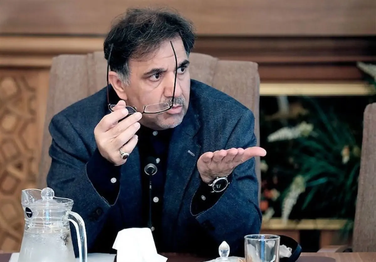 آخوندی: زیست پذیری و حرکت پذیری دو چالش تهران هستند