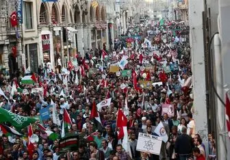 راهپیمایی مخالفان اردوغان به استانبول رسید