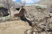 پل تاریخی کن براثر سیل فرو ریخت
