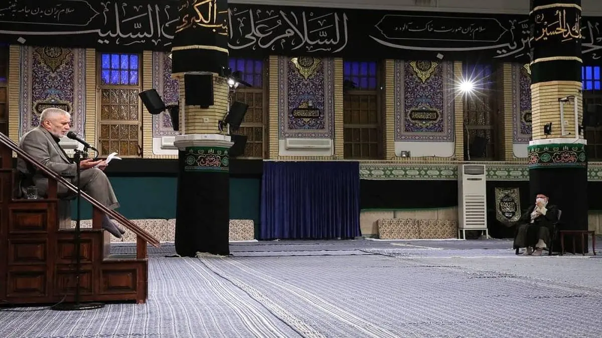 مراسم عزاداری شهادت امام سجاد علیهالسلام در حسینیه امام خمینی