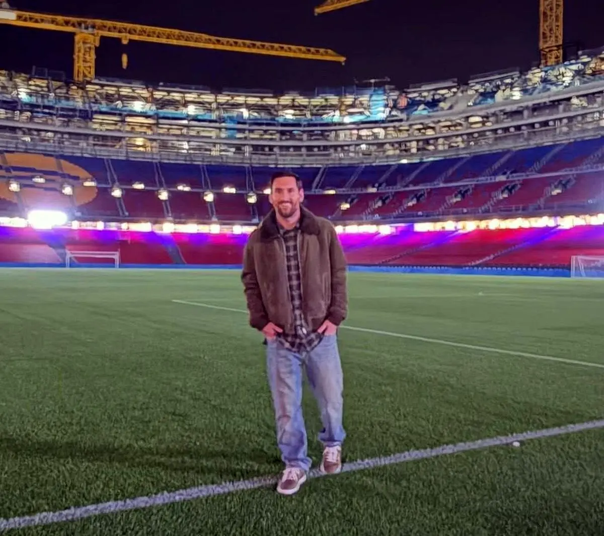 مسی: بسیار دلتنگ بارسلونا شده‌ام