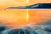 انجماد عمیق‌ترین دریاچه جهان/ عکس
