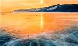 انجماد عمیق‌ترین دریاچه جهان/ عکس