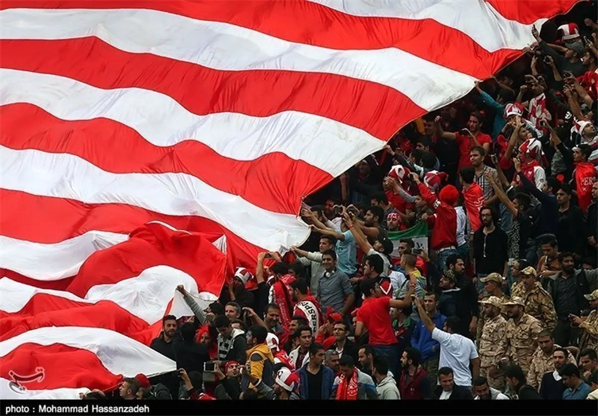 هوادار پرسپولیس ایست قلبی کرد!