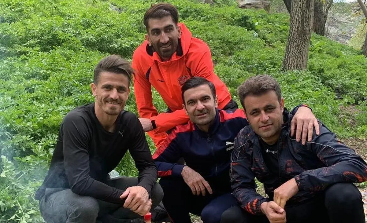 عطر نفت در کالبد استقلال و پرسپولیس!/ عکس