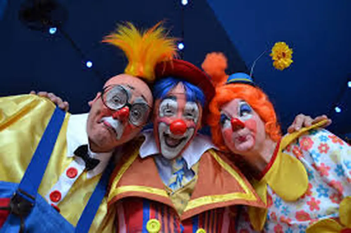 عکس بازیگران عجیب الخلقه چند سیرک در آمریکا 