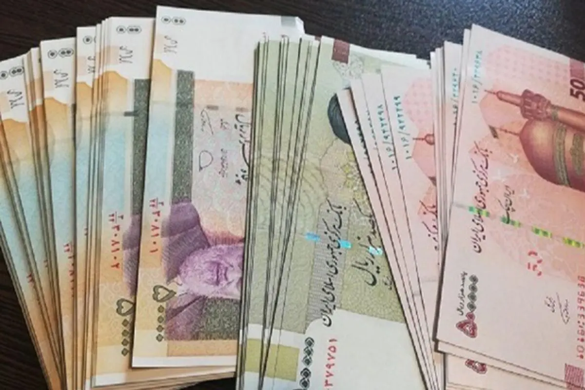 حقوق کارکنان دولت و تابع وزارت کار ۱۰ درصد افزایش می‌یابد