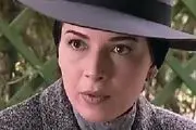 بازیگر نقش سارا در مدار صفر درجه