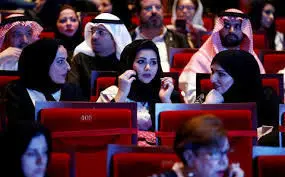 بررسی زوایای اجتماعی و سیاسی بازگشایی سینما‌ها در عربستان