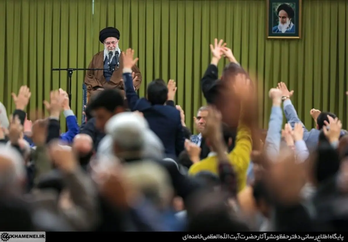  واکنش رهبر انقلاب به مداحی درباره هوای ناسالم خوزستان 