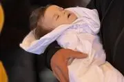نوزاد ۹ماهه در غزه از سرما یخ زد