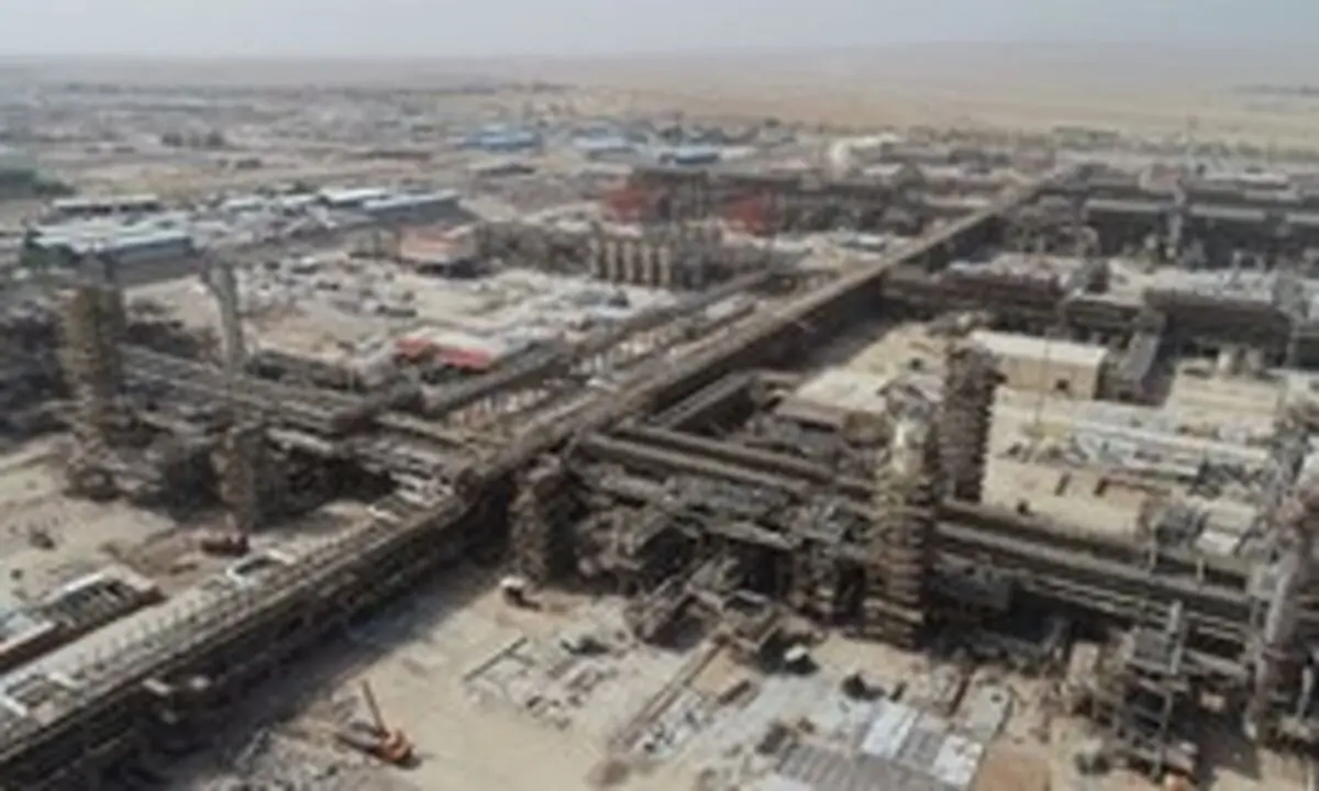 جبران کاهش درآمدهای نفتی با افزایش صادرات فراورده در کوتاه مدت