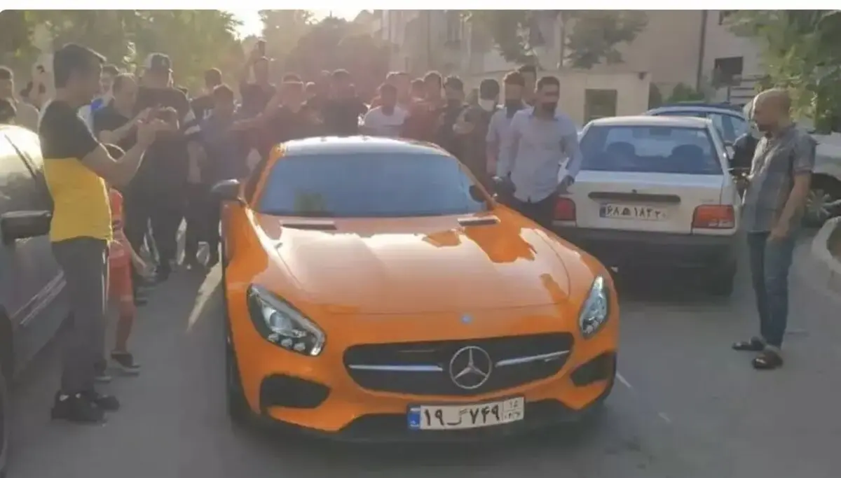 بلایی که کنعانی زادگان بر سر خودروهای وارداتی بازیکنان آورد