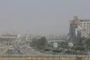 وزش باد شدید و گرد و خاک در قم/ گزارش تصویری