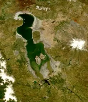 تازه ترین تصویر ماهواره ای از دریاچه ارومیه