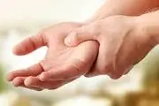 چرا دستانمان می لرزد؟