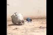 نماز خواندن یک کودک کار+ فیلم