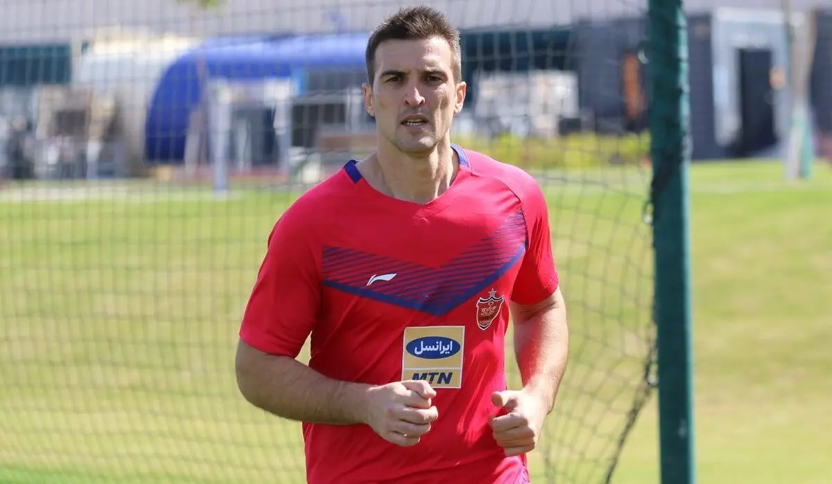 فوروارد هدف پرسپولیس چه کسی خواهد شد؟ 