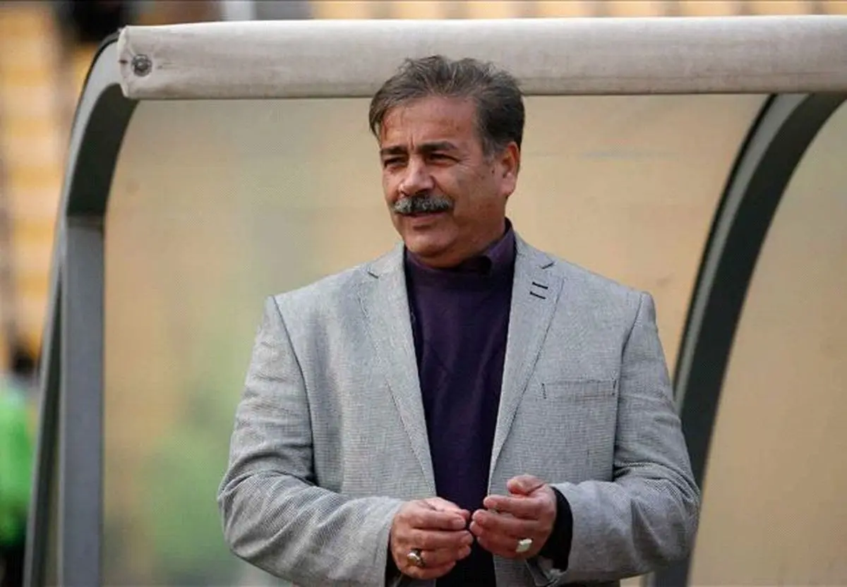 سرمربی سپاهان به آمریکا باز میگردد