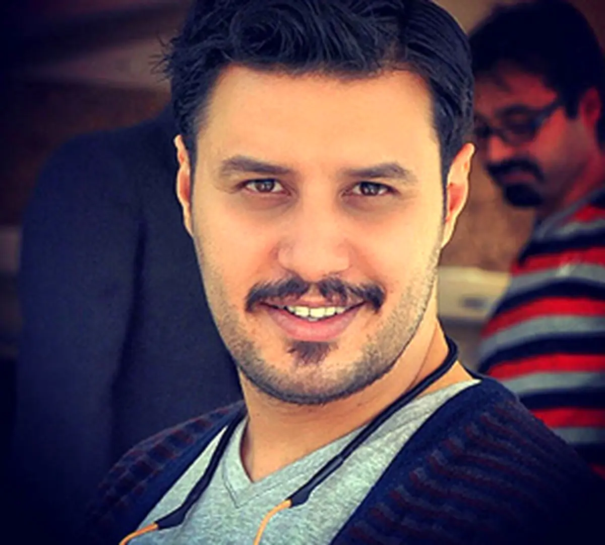 "جواد عزتی" پول سازتر از سوپراستارها/عکس
