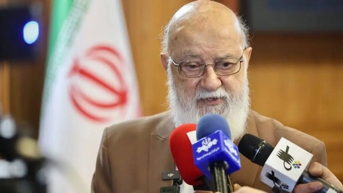 سختی کار آتش‌نشانان در انتظار تصویب هیأت دولت