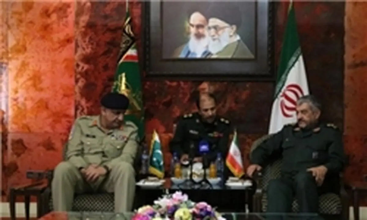 جمهوری اسلامی ایران آماده انتقال تجربه دفاع و مقاومت مردمی به پاکستان است 