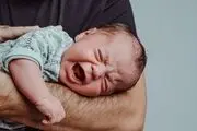 
برای آرام‌کردن کودک مبتلا به کولیک چه باید کرد؟