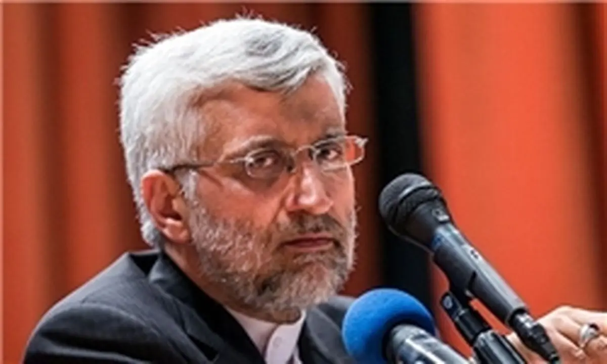 جلیلی: نباید درباره گرسنگی مظلومان و شکمبارگی پرخوران بیتفاوت بود
