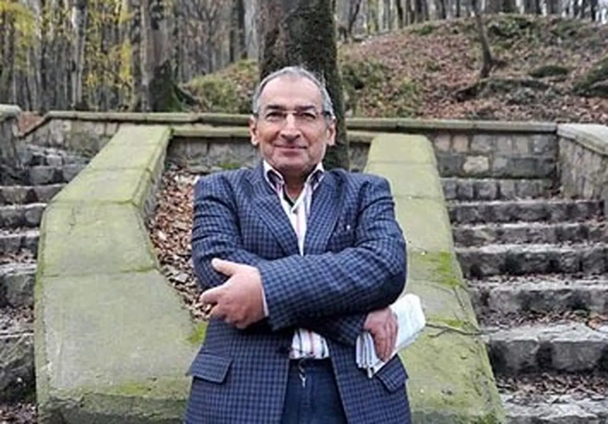 
زیباکلام: امیدوارم بمیرم و نبینم که زیباکلام کنار ترامپ و نتانیاهو قرار گرفته
