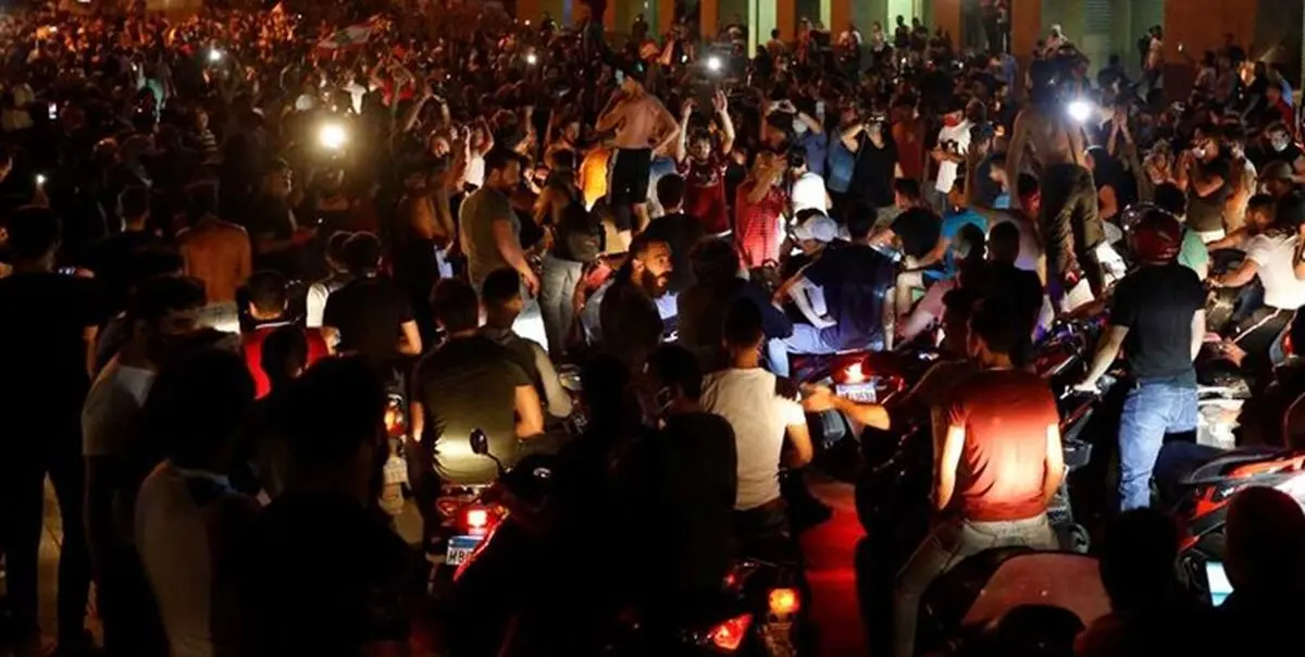 72 زخمی در ادامه اعتراضات لبنان 
