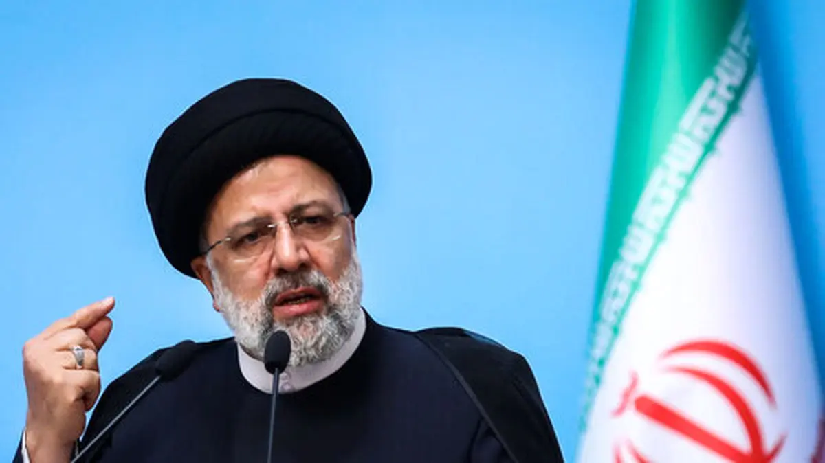 شهید بهشتی تحت تأثیر فضاسازیها قرار نمیگرفت