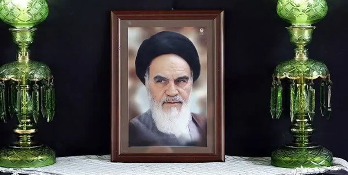  لحظاتی از حضور آیت‌الله خامنه‌ای در مراسم تشییع امام(ره)+فیلم
