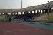 بازرسی بدنی هواداران و خبرنگاران از سوی حراست ورزشگاه غدیر/ عکس