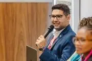 وقتی مشاور قلابی وزیر، جایگاهش را خرج بی‌قانونی مادرش می‌کند