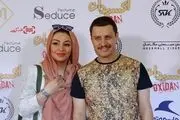 جواد عزتی چند سال از همسرش کوچکتر است؟