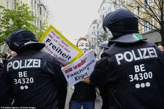 درگیری پلیس آلمان با معترضان مخالف قرنطینه+تصاویر