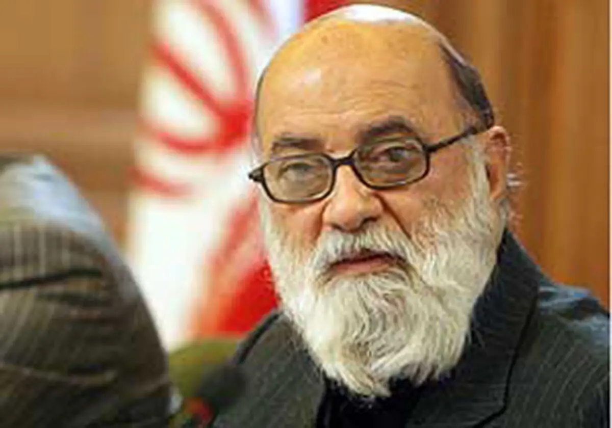 نمی‌توان به طور ناگهانی همه نمایشگاه‌ها را به شهر آفتاب منتقل کرد