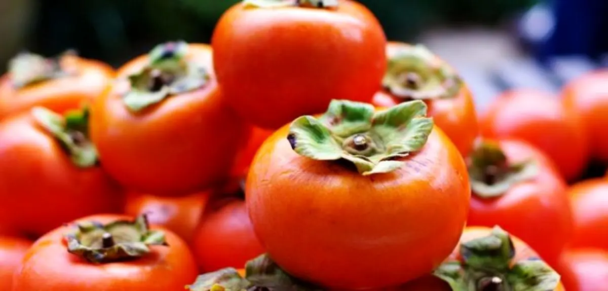 زیبایی و شفافیت پوست با ماسک خرمالو