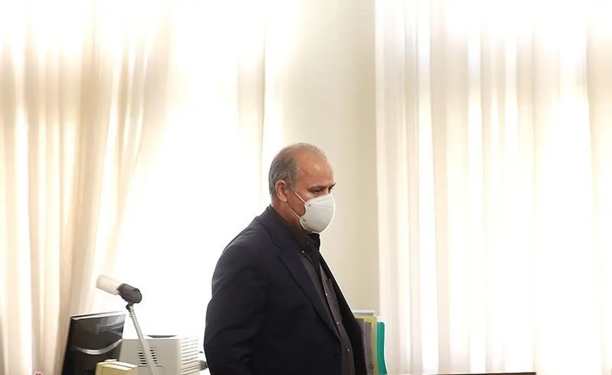 چهره مضطرب تاج در جلسه بررسی قرارداد ویلموتس در کمیسیون اصل نود+ عکس