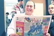 آندو با چشم‌های گریان در انتظار سرژیک