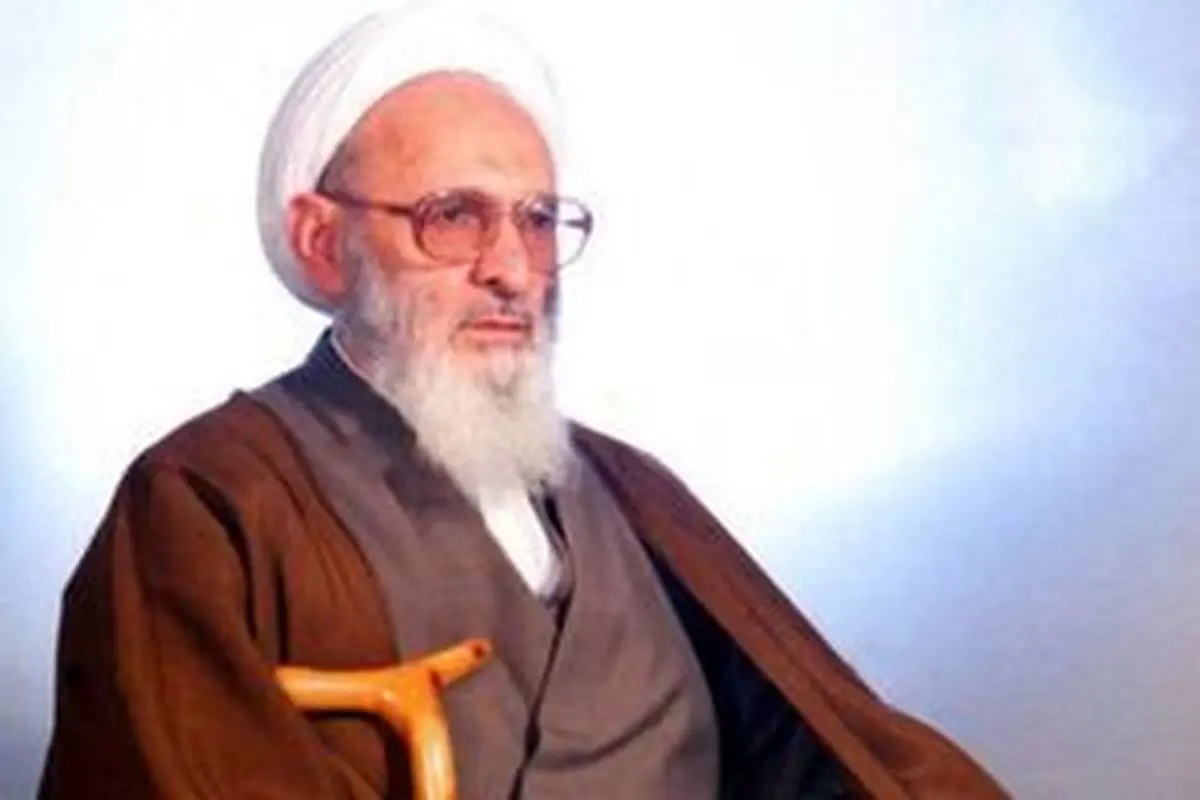 بوسه رهبر انقلاب بر پیشانی علامه حسن زاده آملی +عکس
