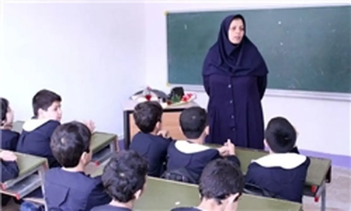 پاداشی که به نام فرهنگیان و به کام شرکتهای دولتی است