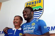 ستاره سابق چلسی و رئال مادرید در لیگ اندونزی