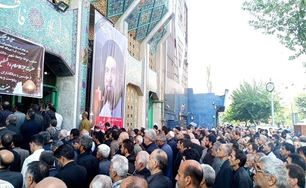 پیکر حجت‌الاسلام شجاعی تشییع شد/تصاویر