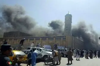 حمله انتحاری در جلال آباد افغانستان با ۱۵ کشته 